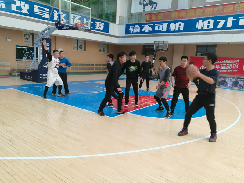 篮球赛1.jpg